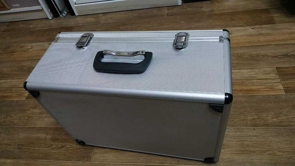 Ящик кейс чемодан алюминиевый