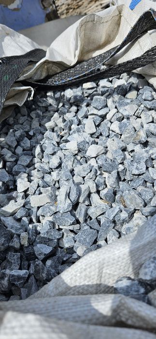 Piatră naturală diversă