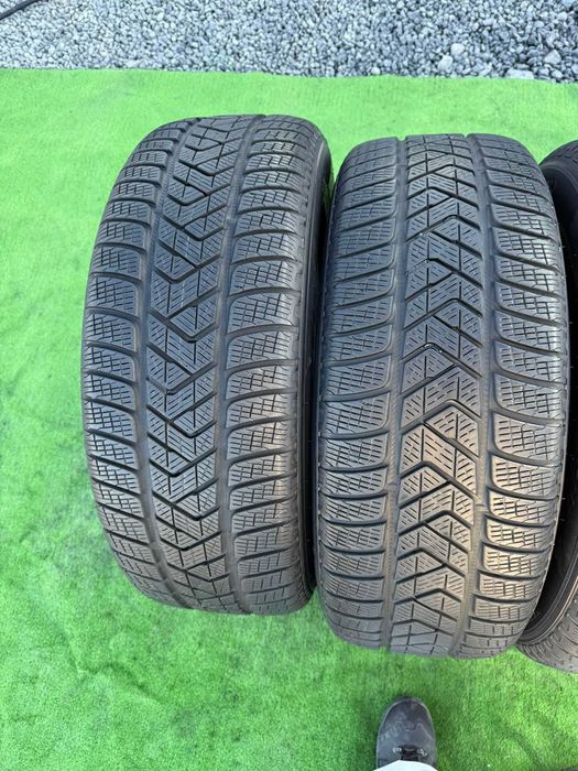 Anvelope Iarna 235/60/18 Pirelli