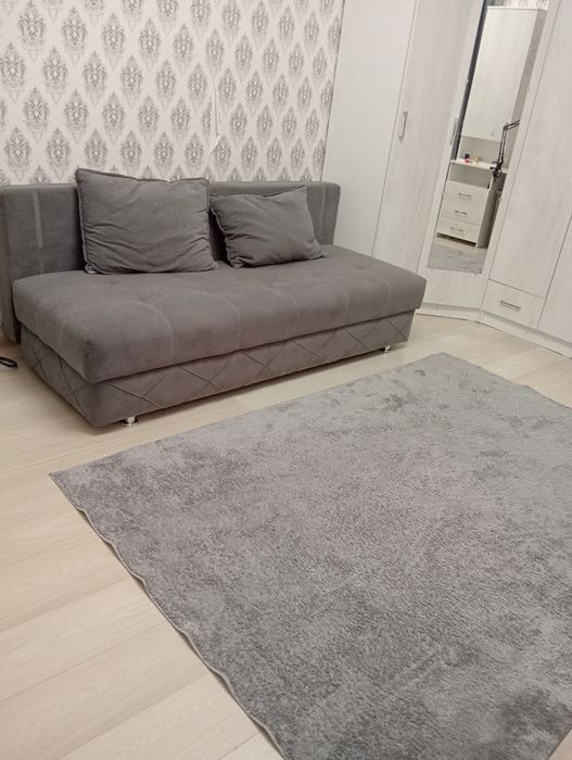 Продам диван и ковер