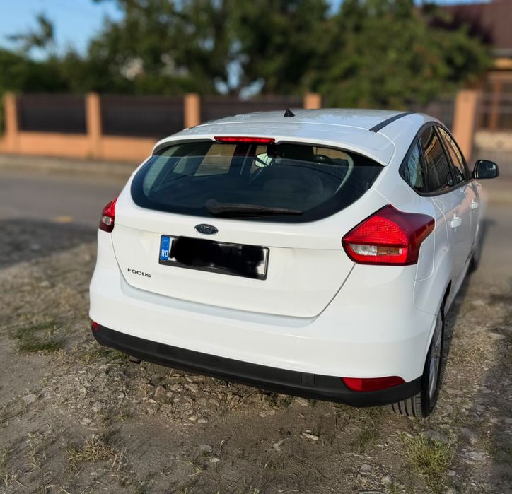 FORD Focus 2015 — imagine 5