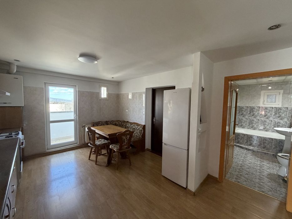 Vand Apartament 2 camere Zorilor GH. Dima