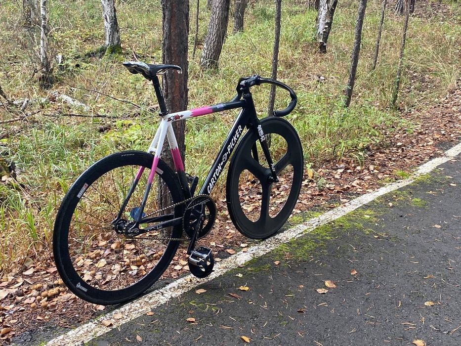 CartonPicker fixed gear