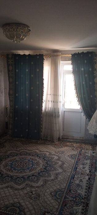 Narxi kelishsa boʻladi 4xonali 5-qavat kvartira sotiladi