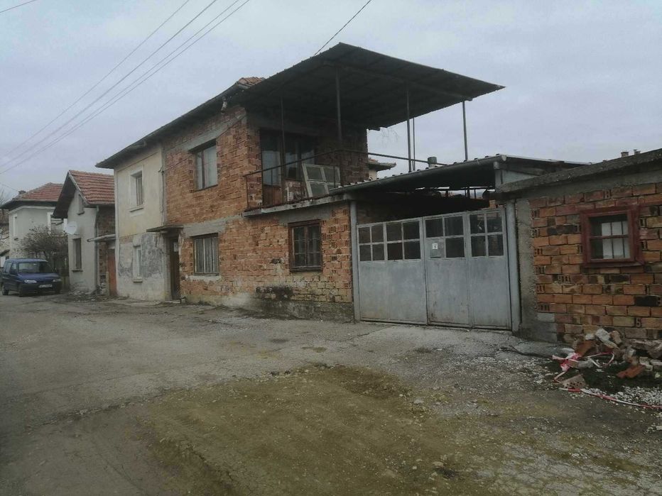 Продава се Къща в Враца, Център - 80 кв.м за 491 €/кв.м - Снимка #1