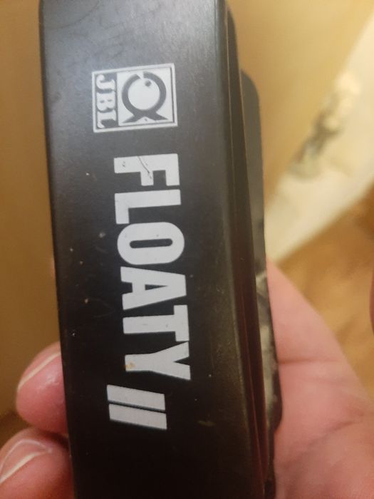 Vand diverse accesorii pentru acvariu