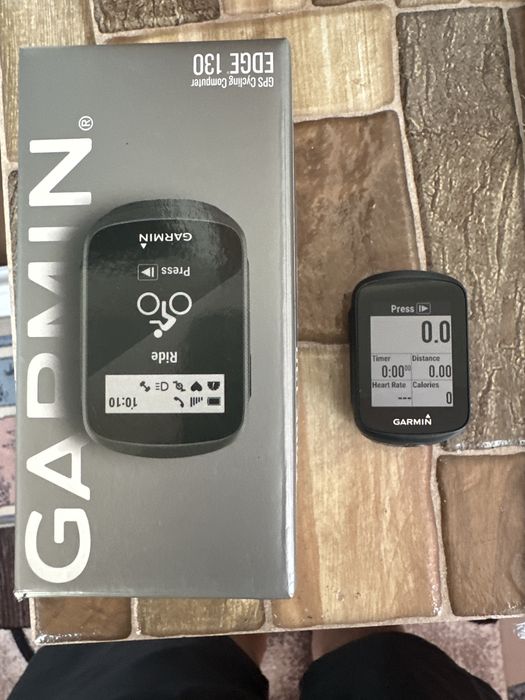 Vând garmin edge 130