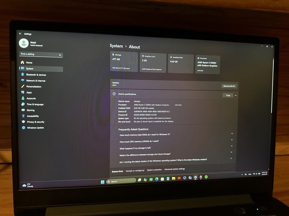 !!! GARANȚIE!!! Lenovo IdeaPad 3 Complet, geantă + mouse + mouse pad