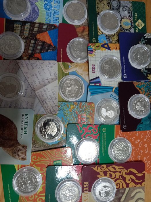 Монеты в блистерах