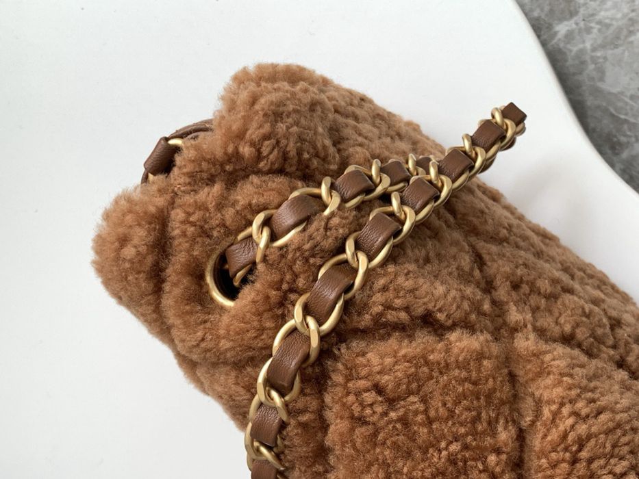 Дамска чанта Chanel Teddy Flap