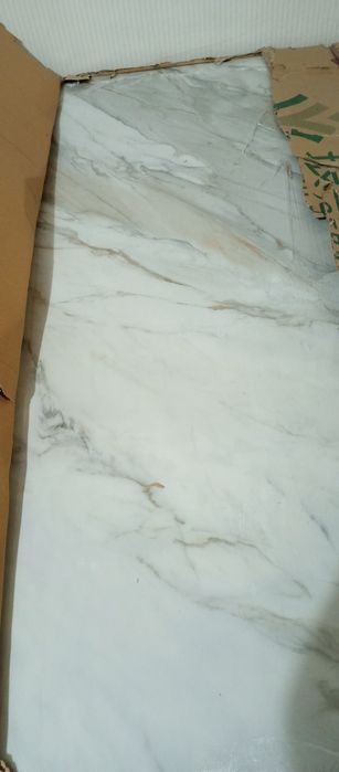 Продам плитку керамогранит