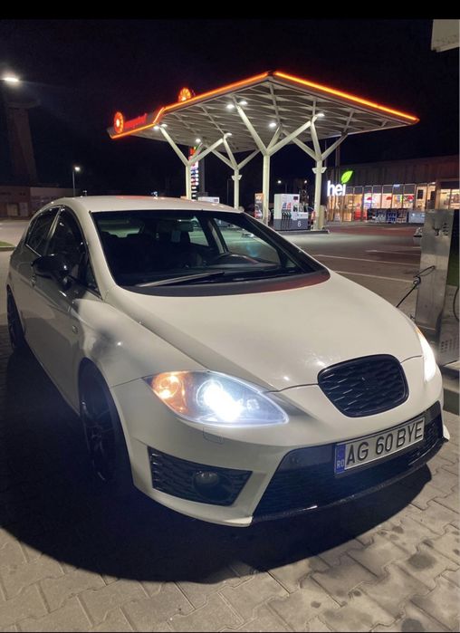 Vand Seat Leon Fr/schimb cu motocicleta sportiva 1000 cc