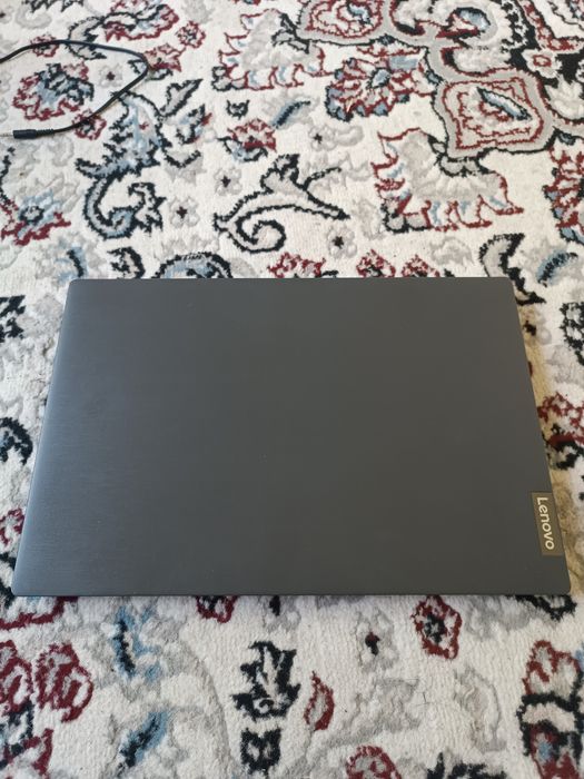 Lenovo 82c3 V15-IGL (1TB)