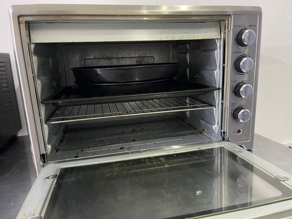 Продам печь , микроволновку, рисоварка