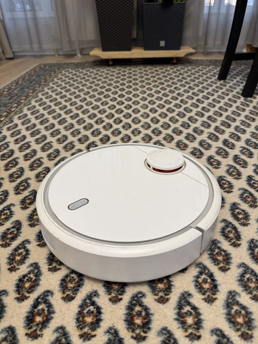 Робот пылесос Mi Robot Vacuum