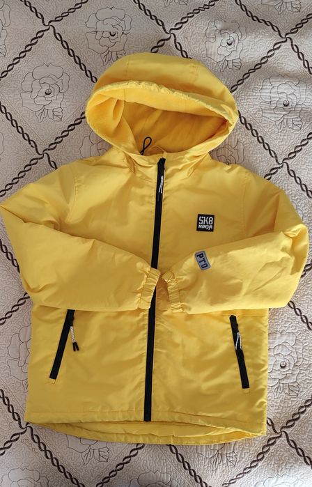 Продам верхнюю одежду