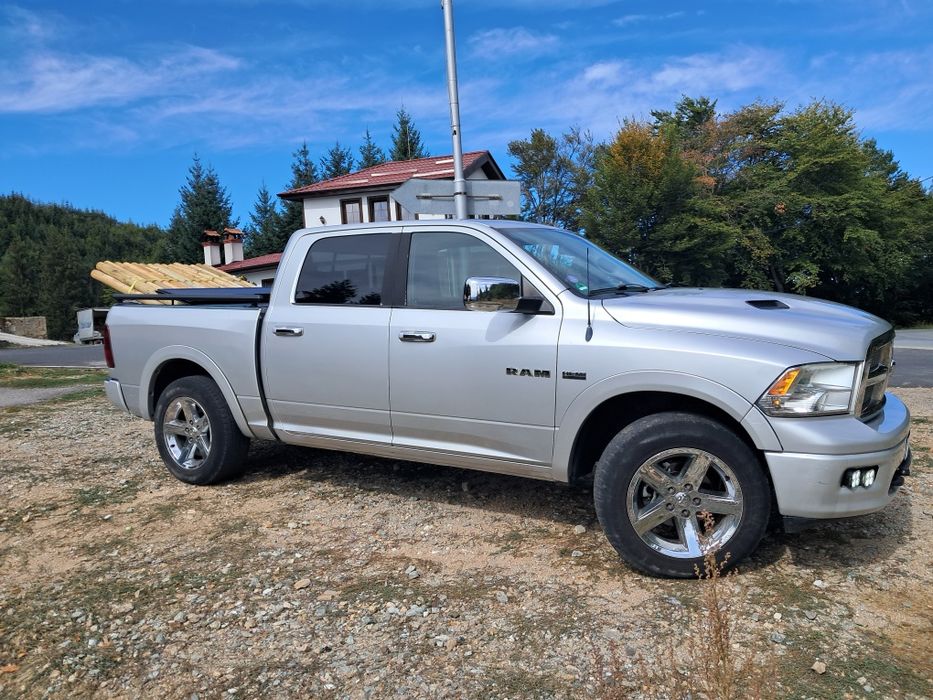 Dodge RAM  5.7 HEMI