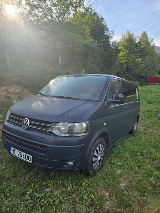 Vând Volkswagen Caravelle .Tracțiune integrala  4×4