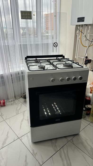 Газ плита продам