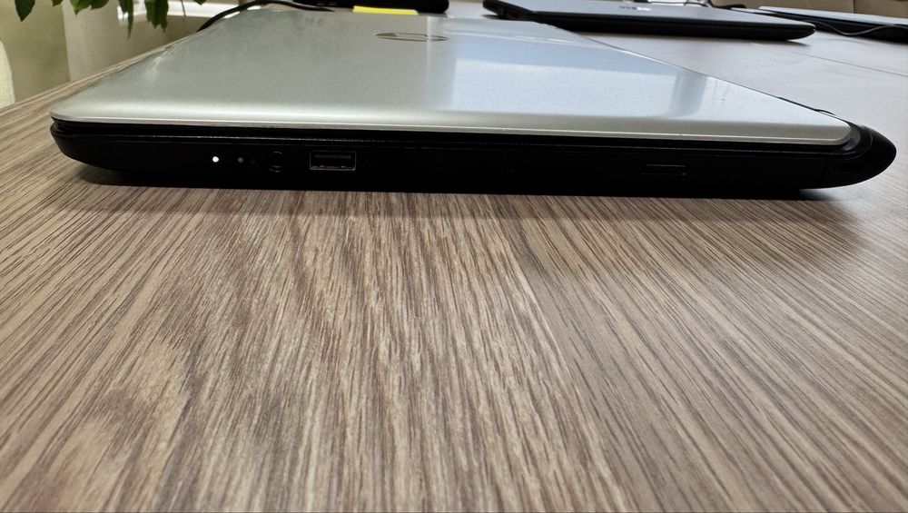 Лаптоп HP 350 G1 – i5, 16GB RAM, SSD, Windows 10