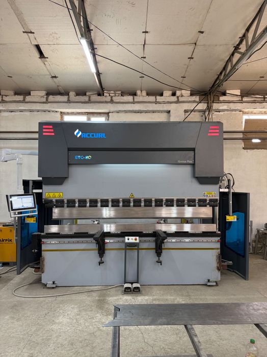 Листогиб с чпу Accurl 3200 мм 110 тонны