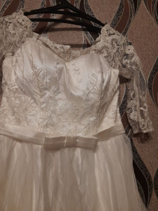 Продам свадебное платье