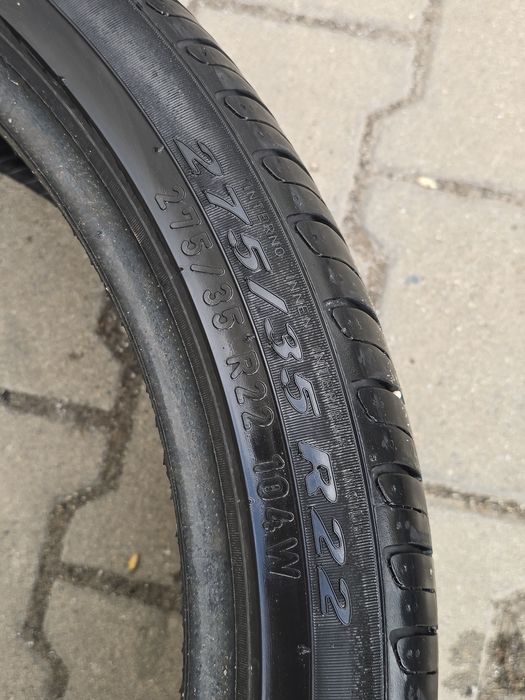 275 35 22 Pirelli