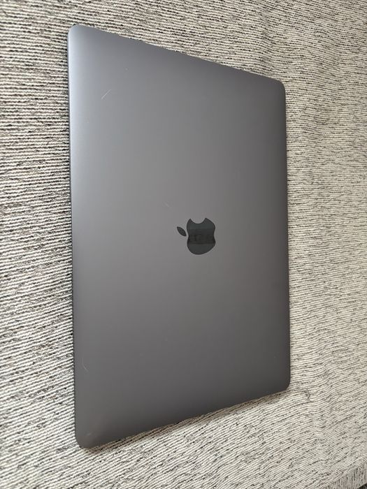 Macbook m1 8/256