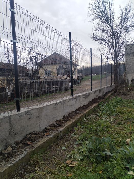 Gard de gradina teren livada