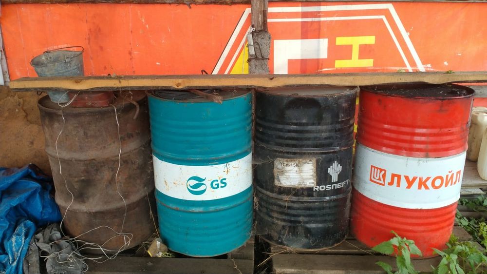 Продам бочки и канистры