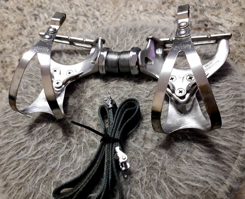 Pedale Shimano Dura Ace 7200 si Butuc pedalier Dura Ace 7400