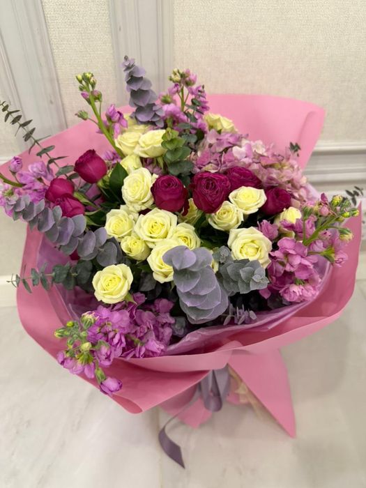 Продается большой букет цветов