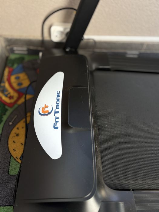 Bandă de alergat electrică FitTronic D2000