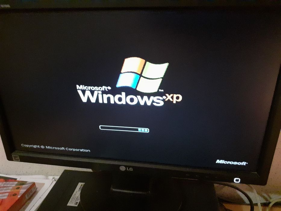 Компютърен монитор LG,монитор за компютър,