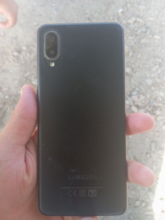 Samsung a02 sotiladi