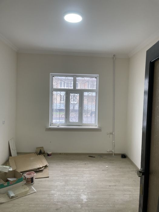 Продаётся 2-х комнатная квартира 1- этаж 4-х этажного дома