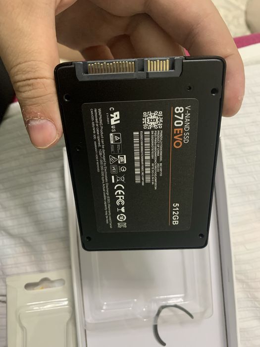 SSD 2.5” SATA III на 512 ГБ