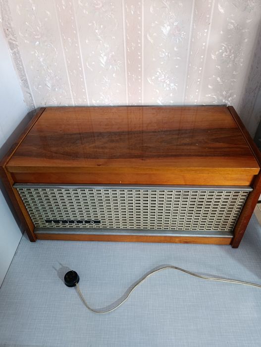 Продам катушечный магнитофон