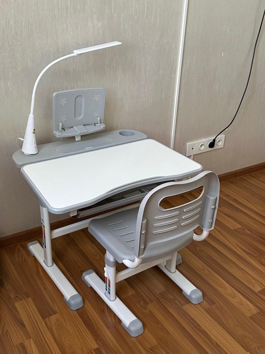 Продается Стол для детей!