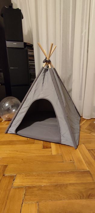 Cort cățeluși sau  pisicuțe de companie