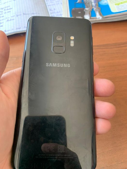 Samsung S9 64 гб