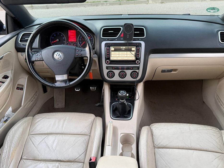 Volkswagen Eos