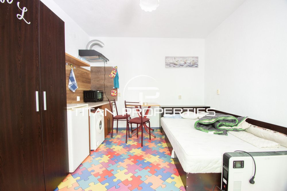 Дава се под наем Едностаен апартамент в София, Център - 20 кв.м за 250 € - Снимка #1