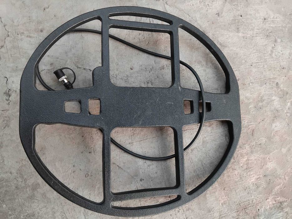 Продавам 18 инчова сонда за металотърсач "Golden mask 7"