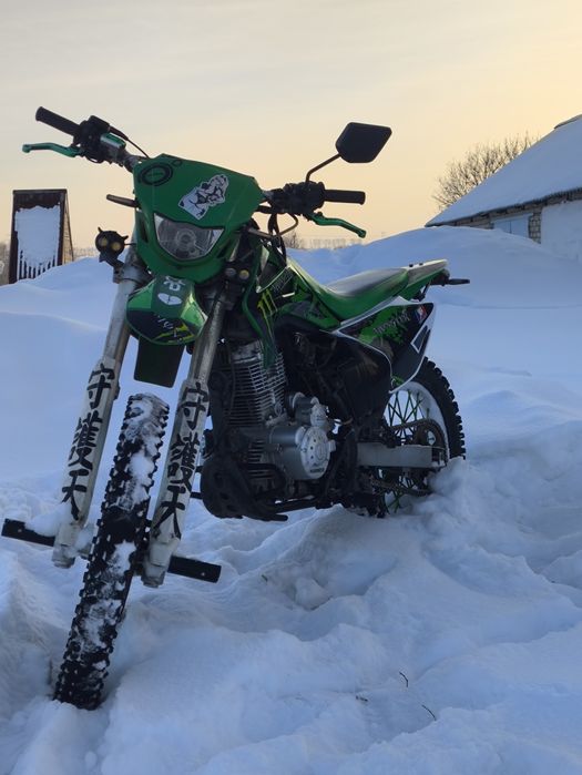 Продам эндуро мотоцикл марка Hammer 250cc