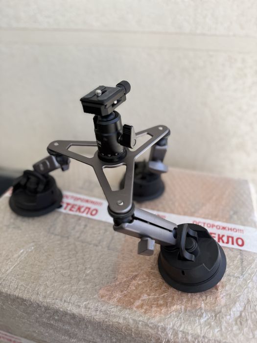 Штатив на камера insta 360