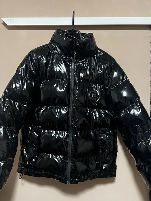 Яке trapstar лъскаво