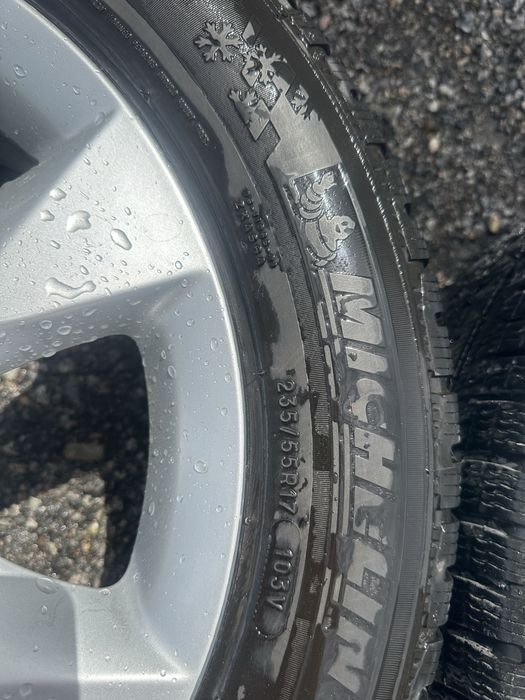 Оригинални джанти със зимни гуми Michelin