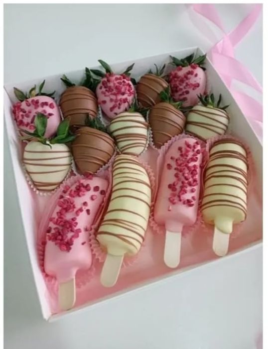 Клубника шоколаде