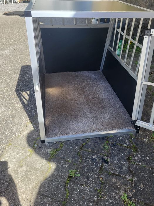 Cușcă transport animale pentru portbagaj auto din aluminiu